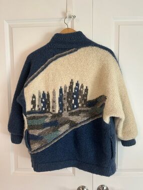 Vintage Dobrila Scenic 100% Wool Hand knitted in Yugoslavia Cardigan